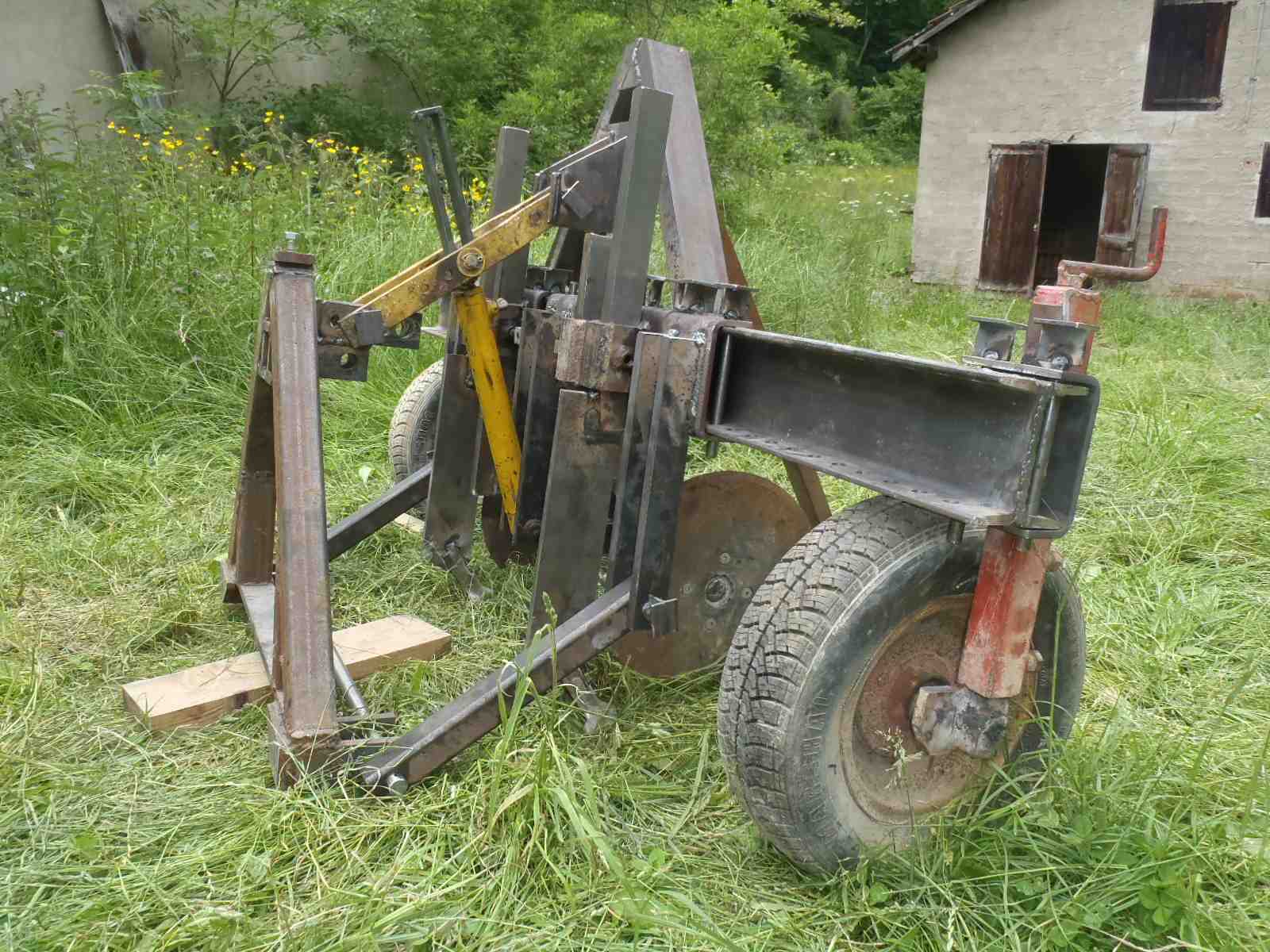 Strip till sur base barre à trou.jpg